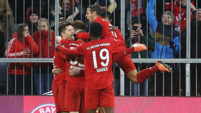 拜仁绝杀曼城,C罗乌龙送礼德甲 拜仁绝杀曼城,C罗乌龙送礼德甲