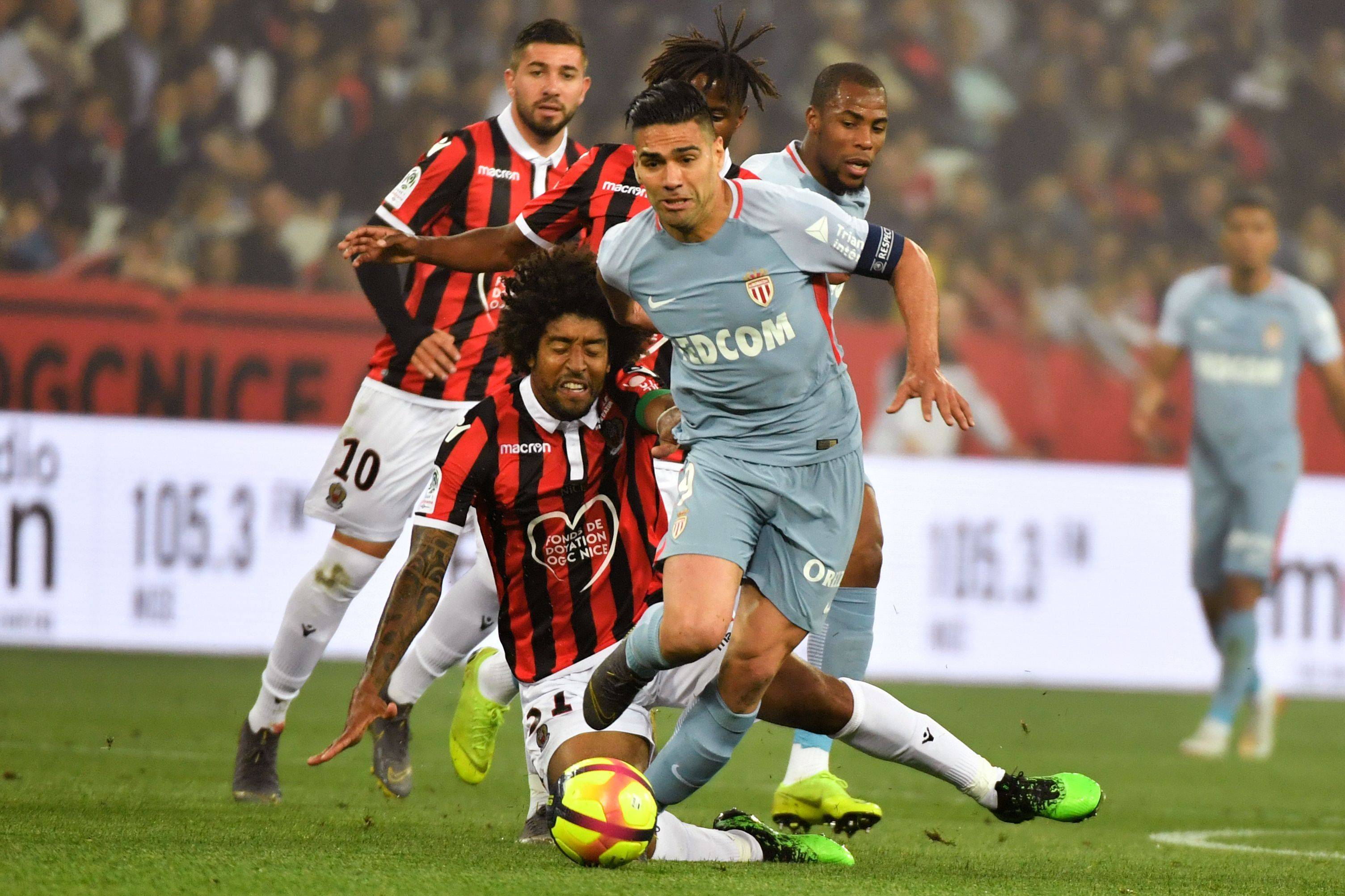 尼斯队在法甲联赛中取得连胜